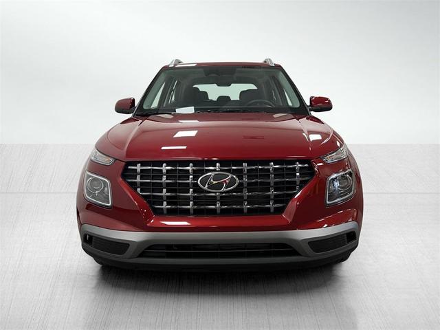 Photo of 2025 Ultimate Red Hyundai VENUE