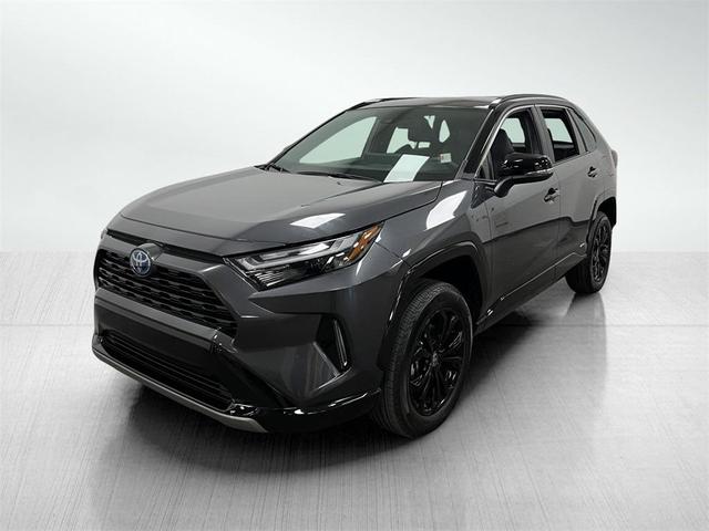 Photo of 2023 Silver Sky Metallic Toyota RAV4 Hybrid