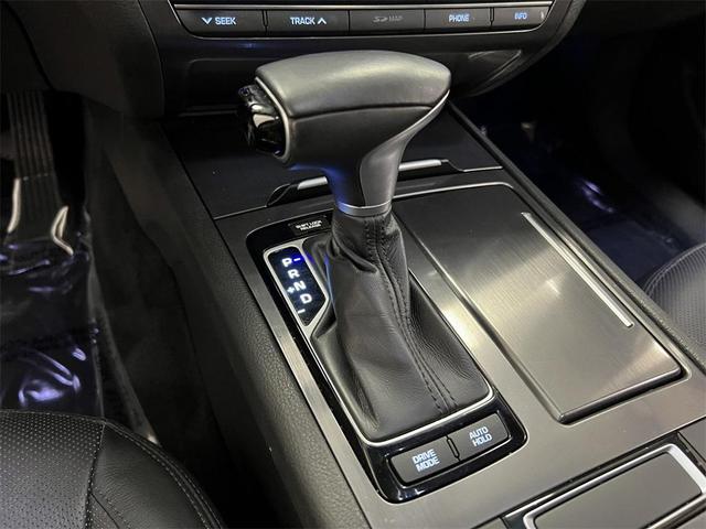 Photo of 2018 Casablanca White Genesis G80