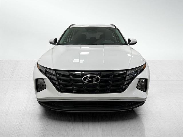 Photo of 2024 White Pearl Hyundai TUCSON Hybrid