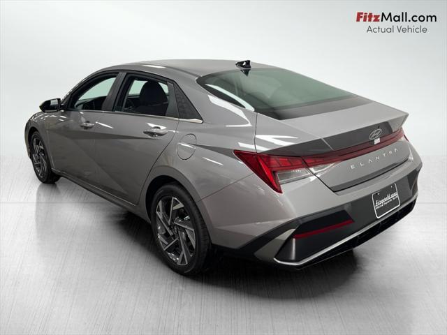 Photo of 2025 Fluid Metal Hyundai ELANTRA