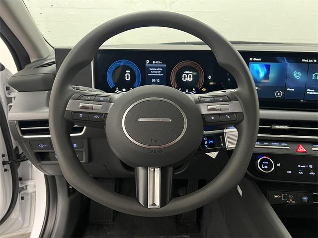 Photo of 2025 Serenity White Hyundai SONATA