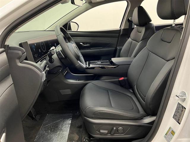 Photo of 2025 Creamy White Pearl Hyundai TUCSON Hybrid