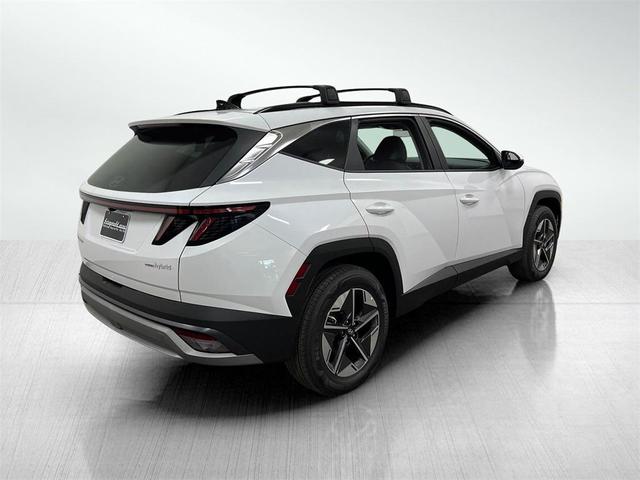 Photo of 2025 Creamy White Pearl Hyundai TUCSON Hybrid