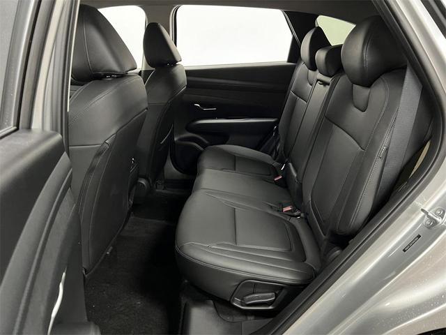 Photo of 2025 Shimmering Silver Hyundai TUCSON