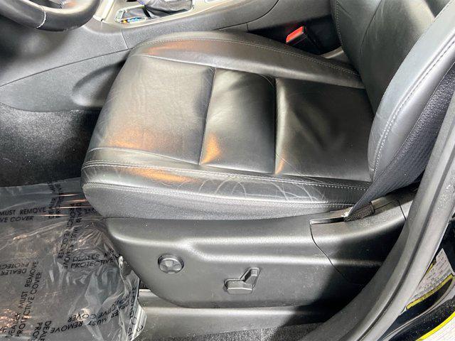 Photo of 2022 Diamond Black Crystal Pearlcoat Jeep Grand Cherokee