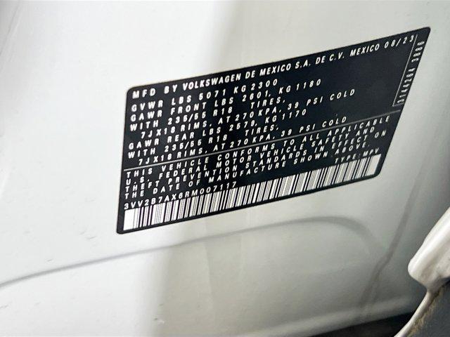 Photo of 2024 Pure White Volkswagen Tiguan