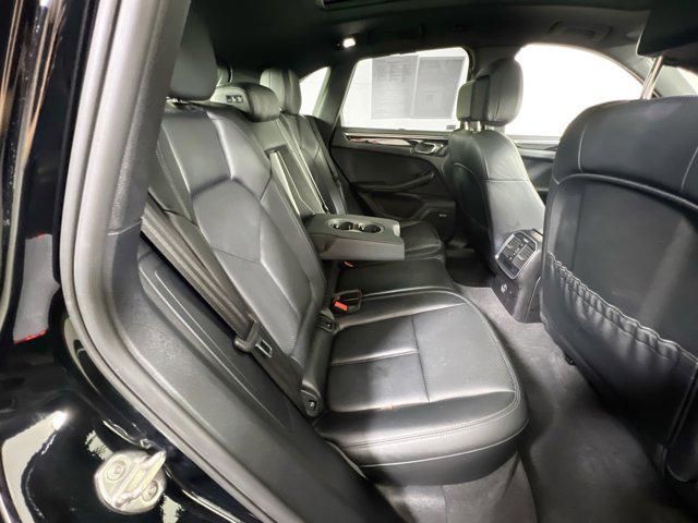 Photo of 2021 Black Porsche Macan