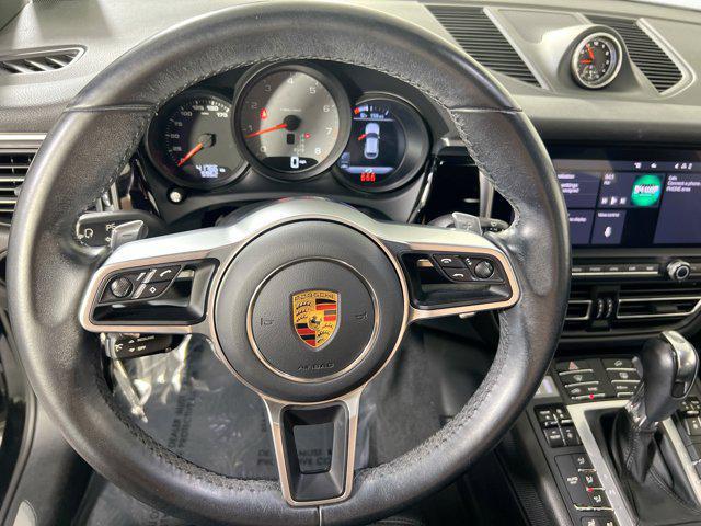 Photo of 2021 Black Porsche Macan