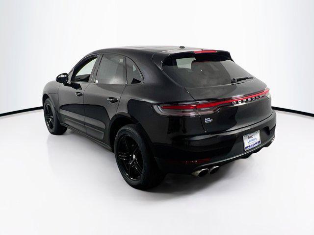 Photo of 2021 Black Porsche Macan