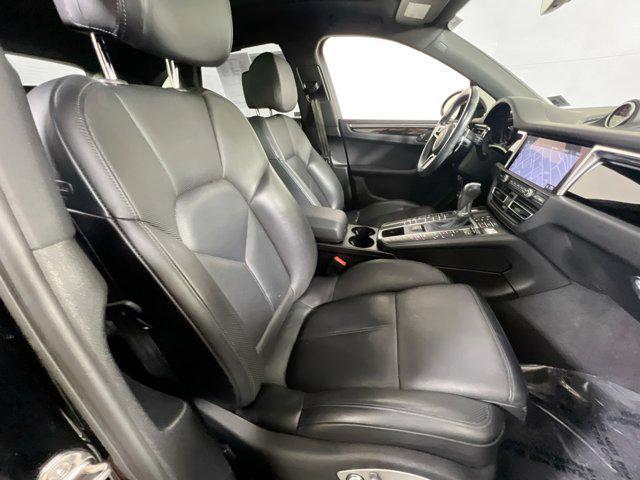 Photo of 2021 Black Porsche Macan