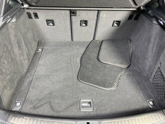 Photo of 2021 Black Porsche Macan