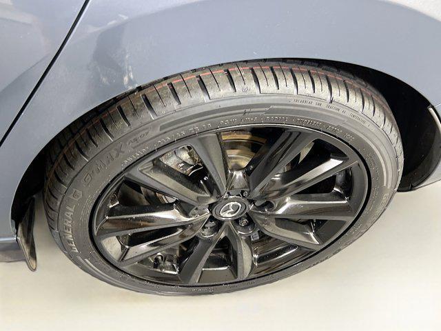 Photo of 2023 Machine Gray Metallic Mazda Mazda3