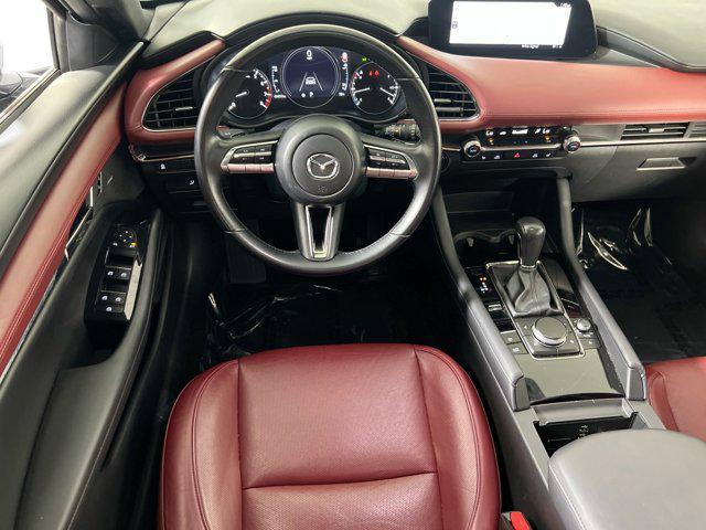 Photo of 2023 Machine Gray Metallic Mazda Mazda3