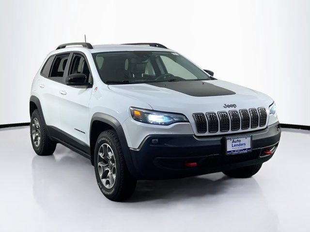 Photo of 2022 Bright White Clearcoat Jeep Cherokee