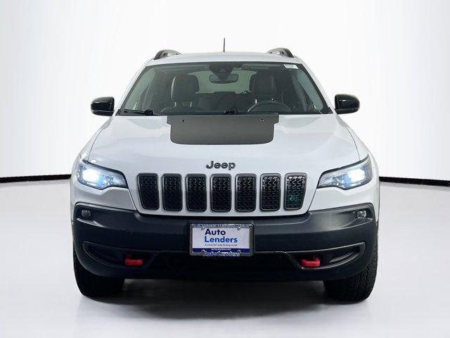 Photo of 2022 Bright White Clearcoat Jeep Cherokee