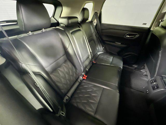Photo of 2024 Gun Metallic Nissan Rogue