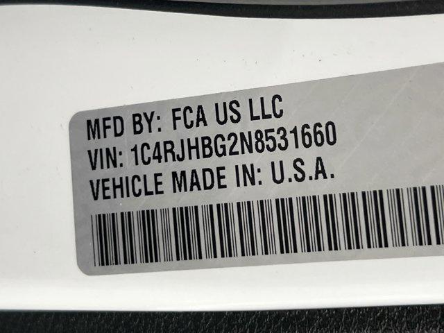 Photo of 2022 Bright White Clearcoat Jeep Grand Cherokee