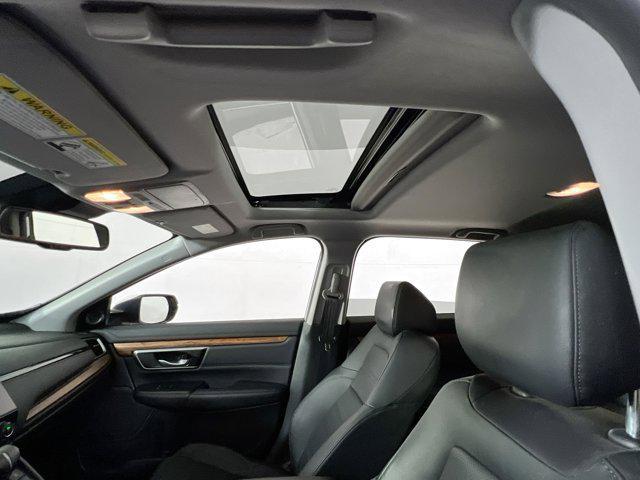 Photo of 2022 Platinum White Pearl Honda CR-V