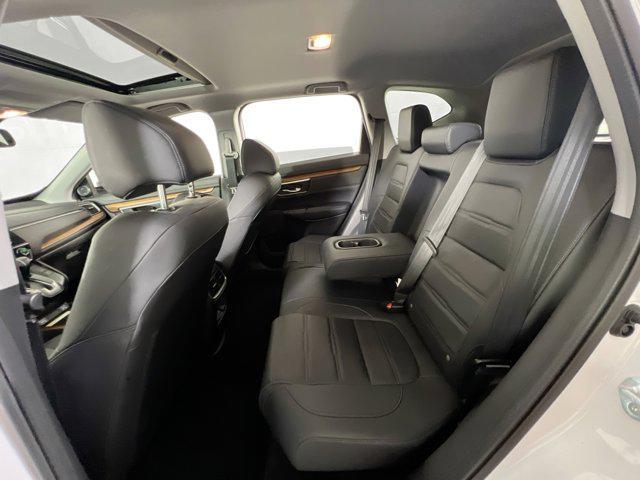 Photo of 2022 Platinum White Pearl Honda CR-V