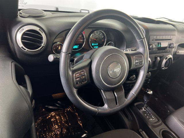 Photo of 2017 Black Clearcoat Jeep Wrangler