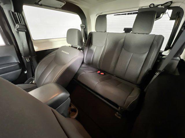Photo of 2017 Black Clearcoat Jeep Wrangler