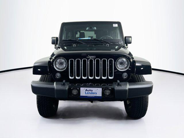 Photo of 2017 Black Clearcoat Jeep Wrangler