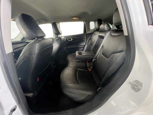 Photo of 2022 Bright White Clearcoat Jeep Compass