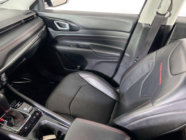 Photo of 2022 Bright White Clearcoat Jeep Compass