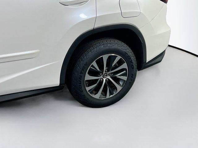 Photo of 2022 Eminent White Pearl Lexus RX 350