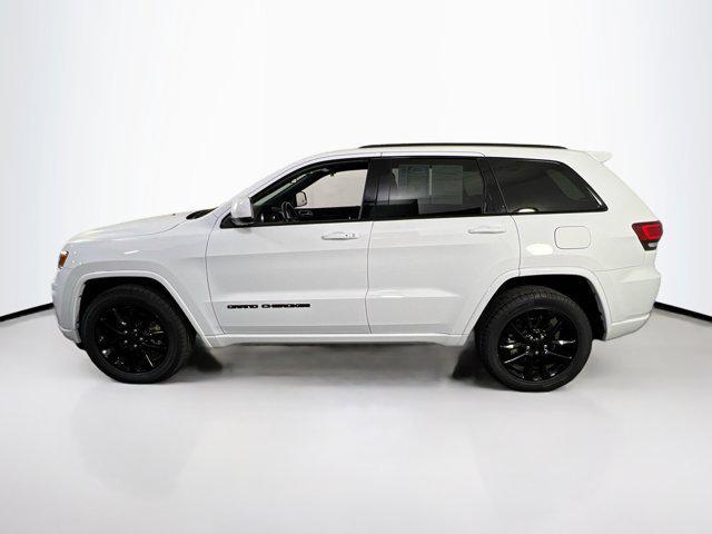 Photo of 2021 Bright White Clearcoat Jeep Grand Cherokee