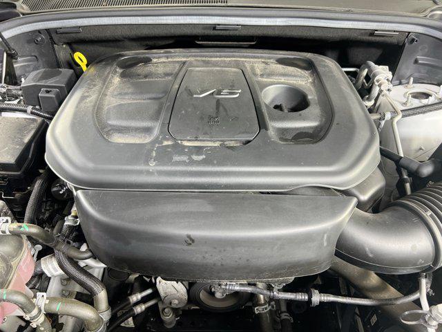 Photo of 2021 Bright White Clearcoat Jeep Grand Cherokee