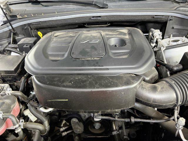 Photo of 2022 Bright White Clearcoat Jeep Grand Cherokee