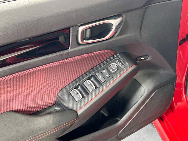 Photo of 2022 Rallye Red Honda Civic Si