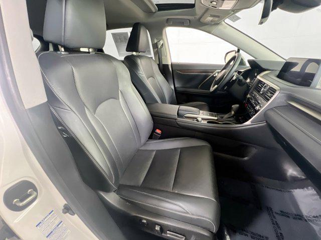 Photo of 2022 Eminent White Pearl Lexus RX 350