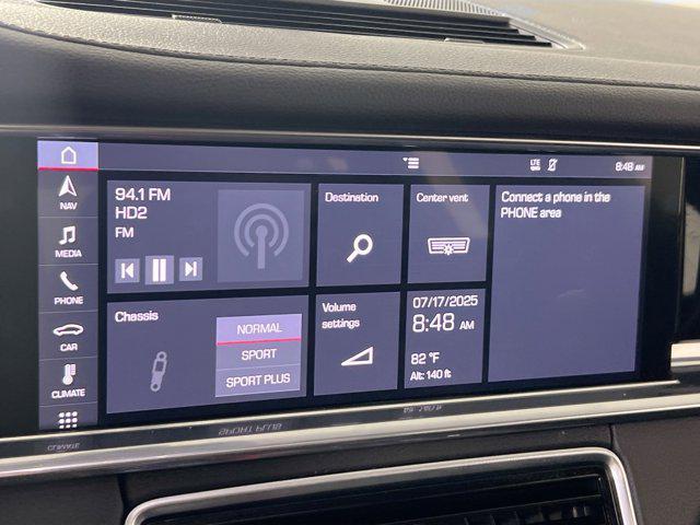 Photo of 2018 White Porsche Panamera