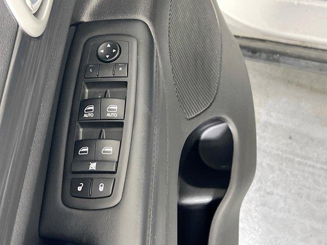Photo of 2021 Billet Silver Metallic Clearcoat Jeep Grand Cherokee