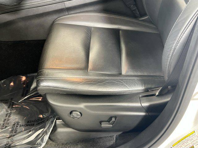 Photo of 2022 White Knuckle Clearcoat Dodge Durango