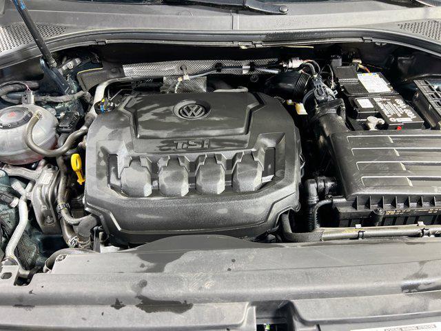 Photo of 2019 Dark Moss Green Metallic Volkswagen Tiguan