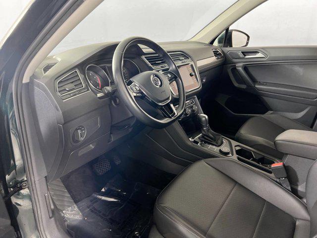 Photo of 2019 Dark Moss Green Metallic Volkswagen Tiguan