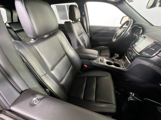 Photo of 2022 Bright White Clearcoat Jeep Grand Cherokee