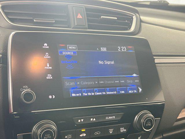 Photo of 2022 Platinum White Pearl Honda CR-V