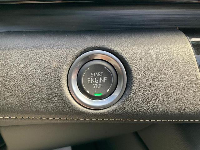 Photo of 2024 Crystal White Tricoat Cadillac Escalade