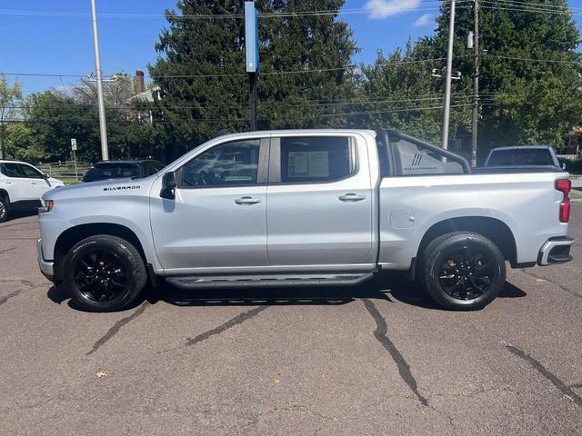 Photo of 2019 Silver Ice Metallic Chevrolet Silverado 1500