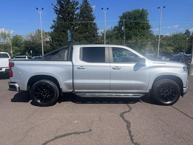 Photo of 2019 Silver Ice Metallic Chevrolet Silverado 1500