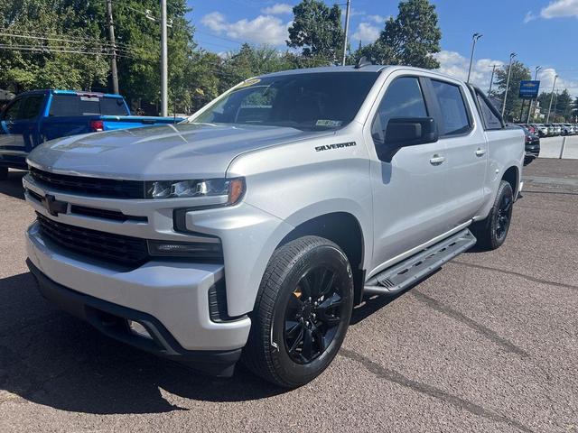 Photo of 2019 Silver Ice Metallic Chevrolet Silverado 1500