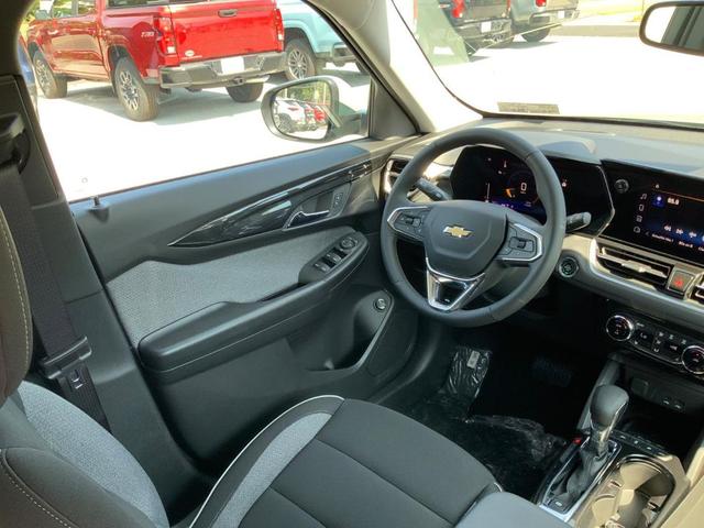 Photo of 2026 Cacti Green Chevrolet Trailblazer