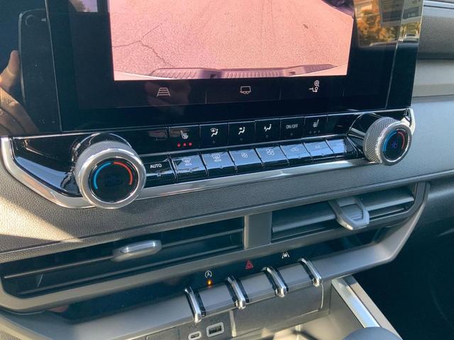 Photo of 2026 Summit White Chevrolet Colorado