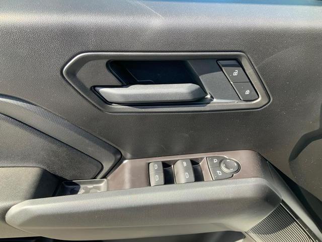 Photo of 2026 Summit White Chevrolet Colorado