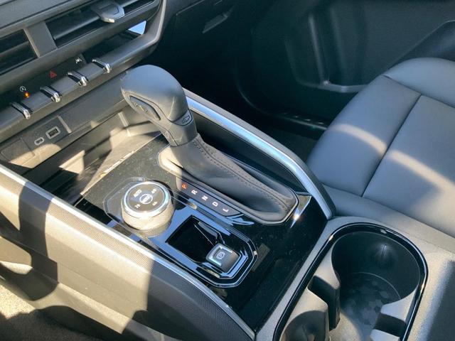 Photo of 2026 Summit White Chevrolet Colorado